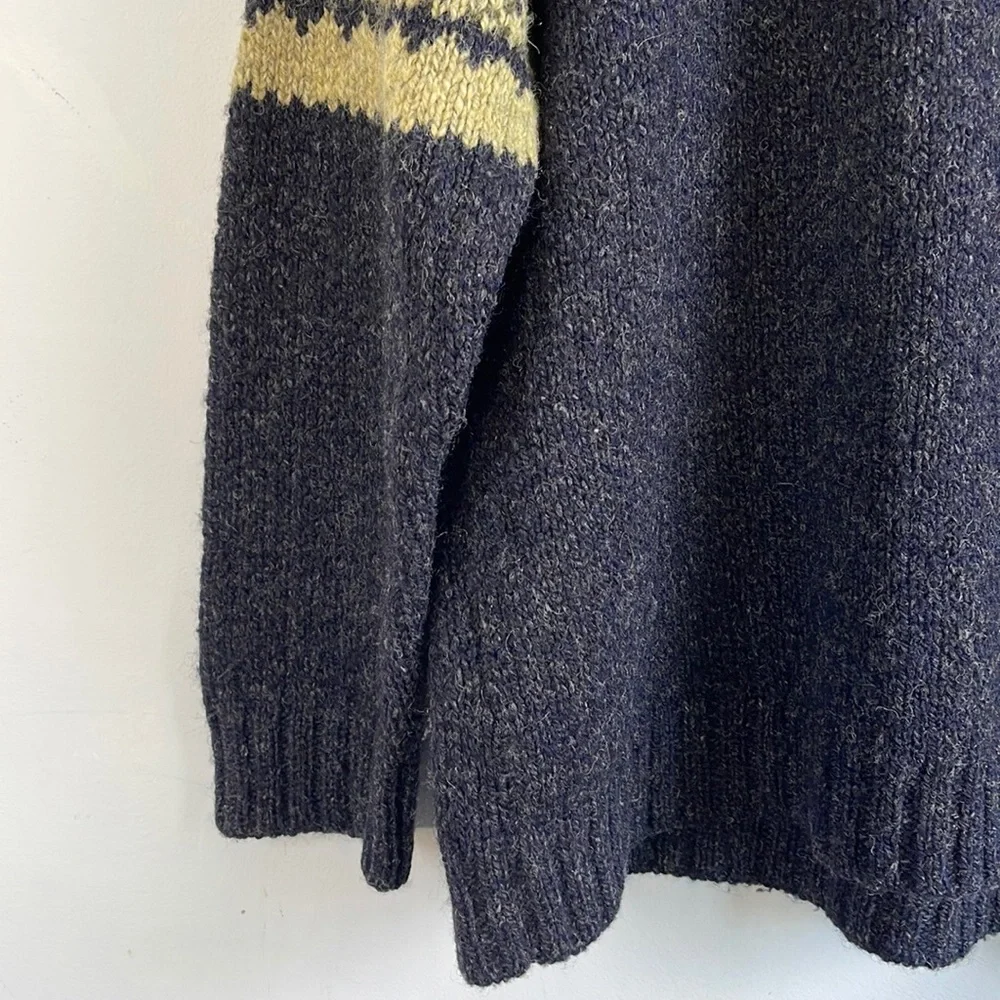 Vintage Abercrombie & Fitch Crewneck Sweater %100 Wool Y2K (See Description) - Picture 3 of 13